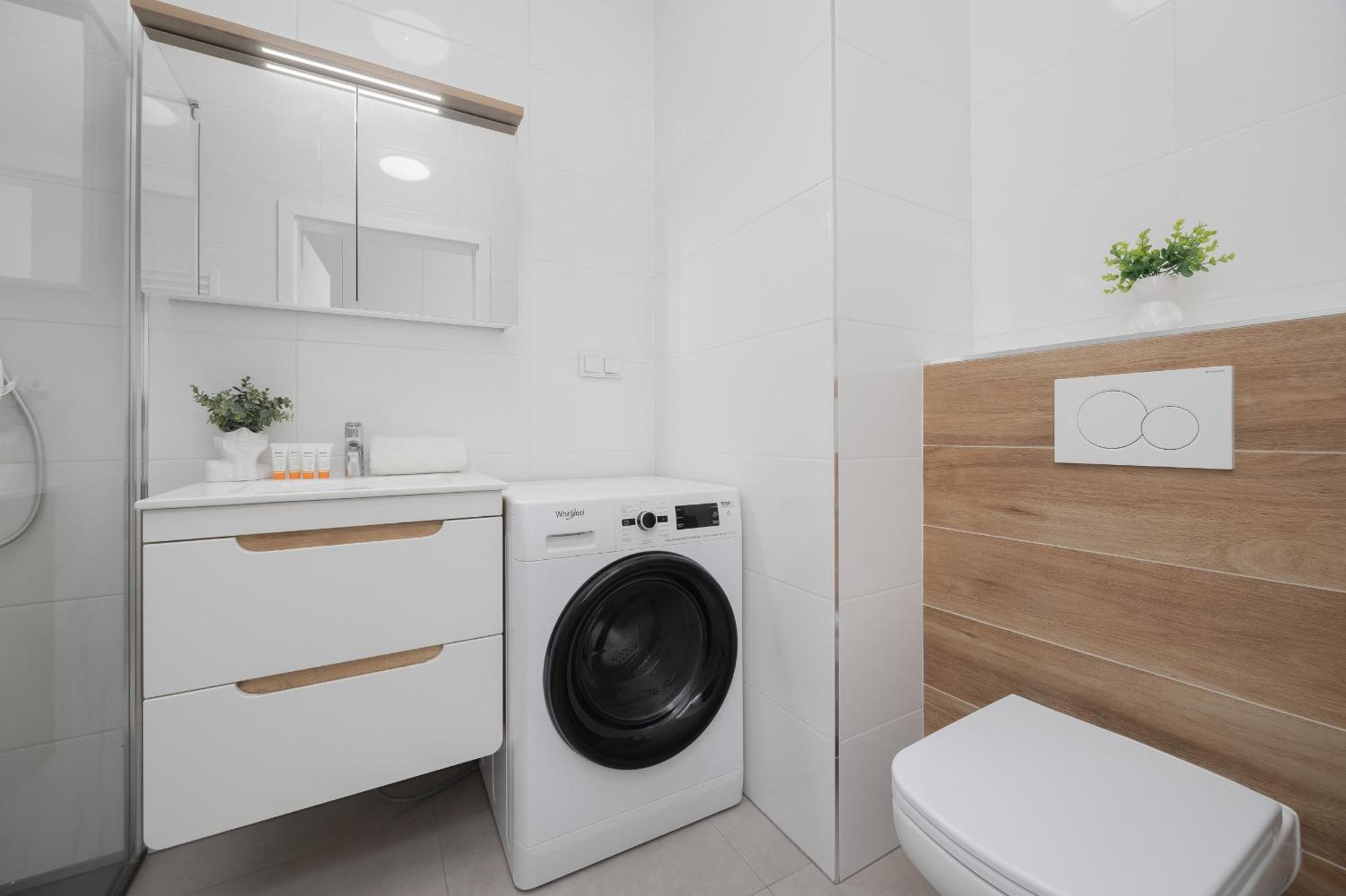 Apartment Bright & Modern With Balcony In Bemowo District By Renters Warsaw