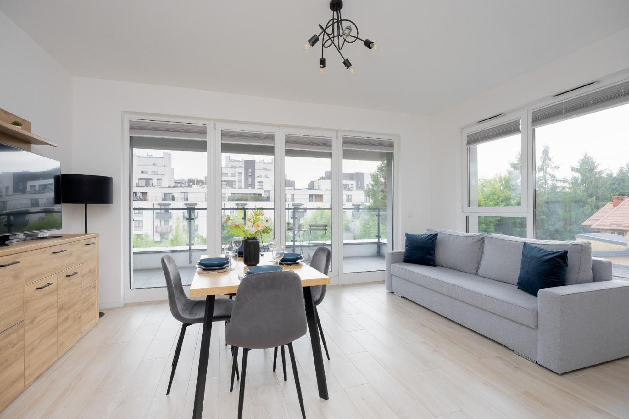 Lägenhet Bright & Modern With Balcony In Bemowo District By Renters